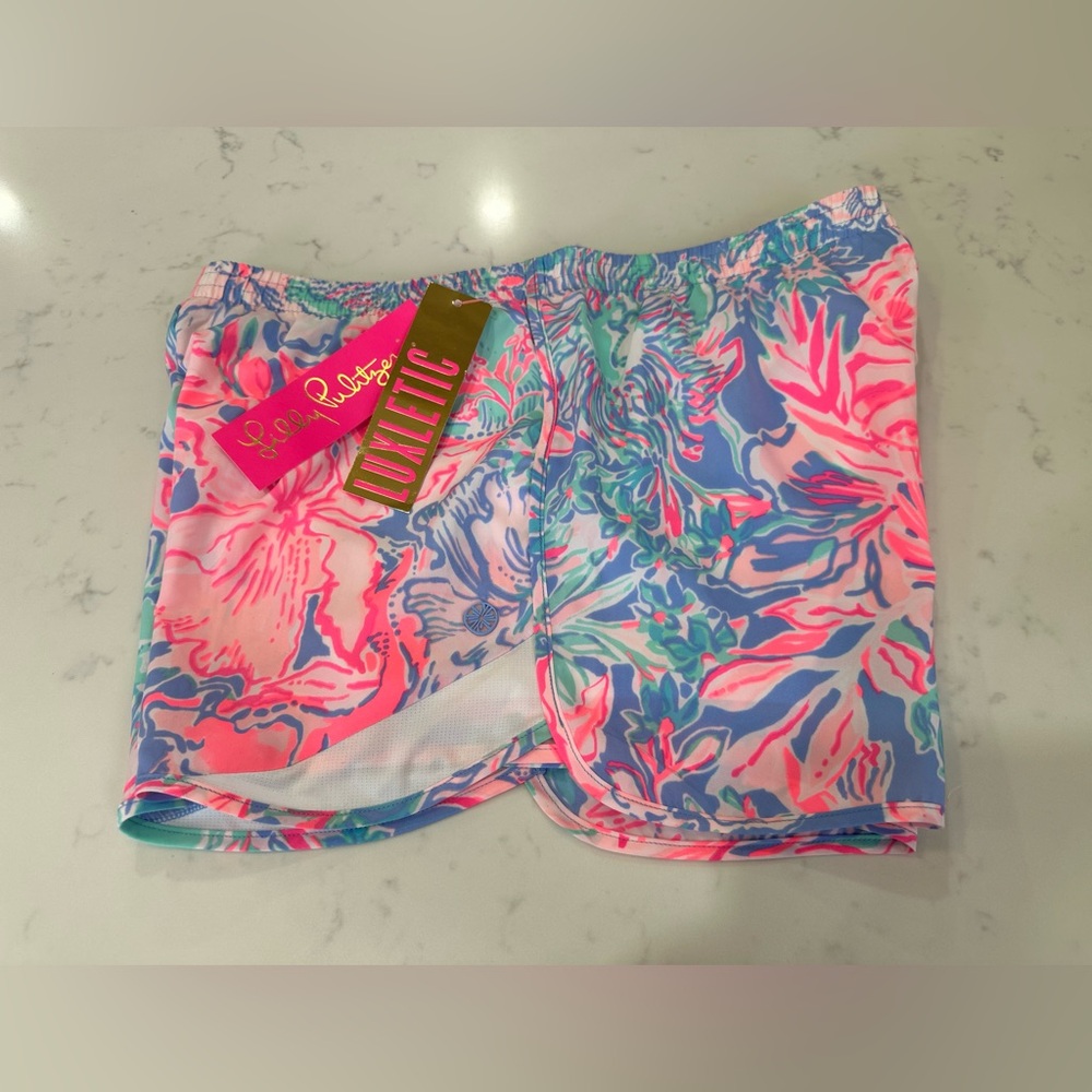 NWT Lilly Pulitzer Luxletic Ocean Trail Shorts In Light Pink&Blue. Woman's Sz M - Picture 2 of 6